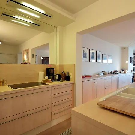 Beachfront Bliss In Apartamento